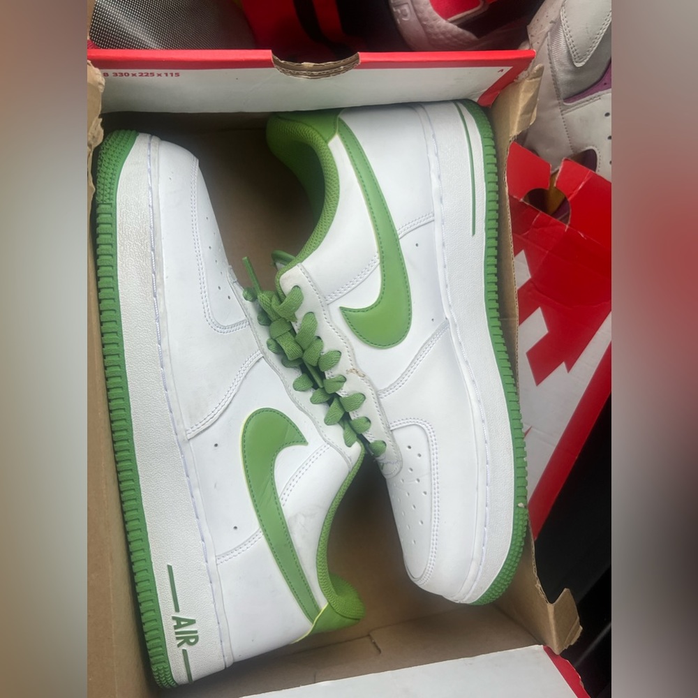Air forces size 9.5 kinda used still very clean